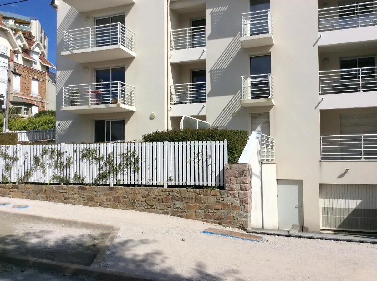pleneuf val andre appart standing 50 m de la plage 2 à 4 personnes